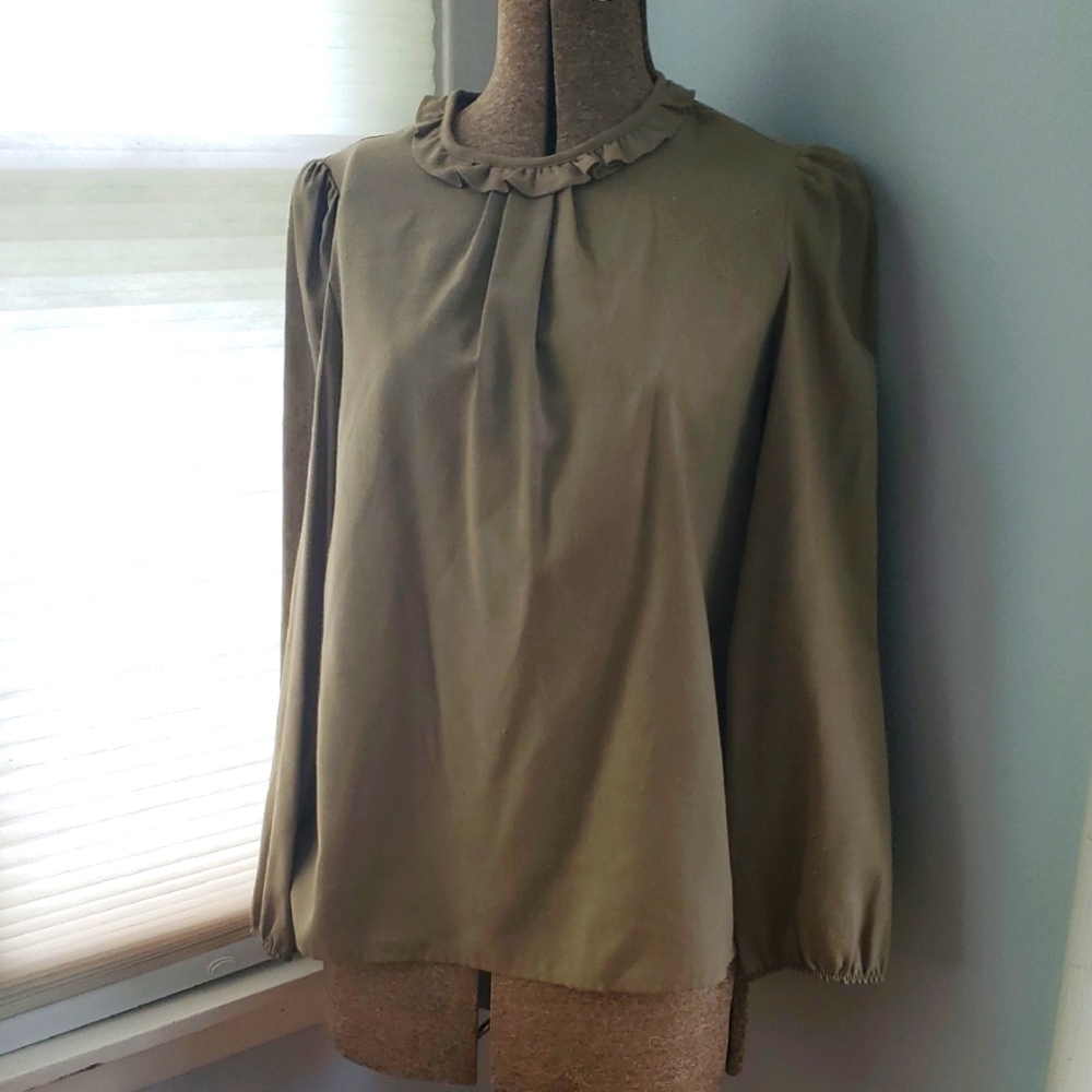3/$25 Vintage JCPenney Green Ruffled Blouse with Peter Pan Collar 1970's